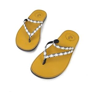 Chaco /// Abbey Peaks B+W Flip Flop Sandals